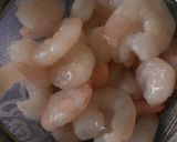 Foto del paso 5 de la receta Espárragos trigueros con gambas al ajillo