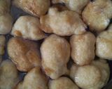 A picture of step 2 of Dahi Bada golden apron.
