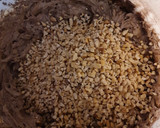 Foto langkah ke 3 dari resep Kue Kering Coklat Kacang.