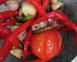 Foto langkah ke 2 dari resep Layur Campur Balado.