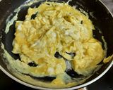 A picture of step 2 of Butter Garlic Egg.