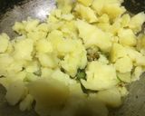 समोसा (SAMOSA RECIPE IN HINDI) रेसिपी चरण 7 फोटो