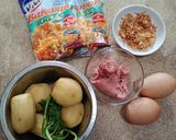 Foto langkah ke 1 dari resep Perkedel Kentang Istimewa.