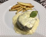 Foto del paso 4 de la receta: Medallón de lomo a la crema de roquefort y papas rústicas 🙌🏻 Fácil, rápido y rico!!