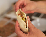 Foto del paso 10 de la receta: Empanadas de carne jugosas