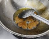 A picture of step 1 of Masala oats Matri.