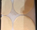Foto del paso 2 de la receta Empanadillas de atún olivas negras y queso de fundir