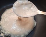 A picture of step 5 of Banana pancakes.