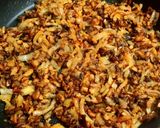 A picture of step 5 of Julienne with turkey and mushrooms.