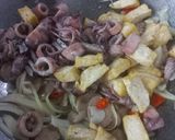Foto langkah ke 4 dari resep Tumis Cumi Asin Tahu Bakso.