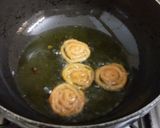 A picture of step 5 of Jowar jalebi with rabdi.