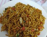 Foto langkah ke 3 dari resep Mi goreng seafood.