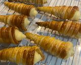 Foto langkah ke 11 dari resep Custard Cream Horn Pastry / Kue Cum Cum.