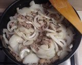 Hagymás pecsenye recept fázis 2 fotója