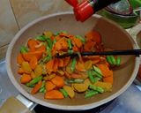 Foto langkah ke 2 dari resep 1004. Oseng Sayur Pelangi.