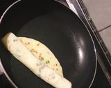 A picture of step 6 of Rolled vegetable omelette and potato fries.
