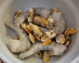 Foto del paso 5 de la receta: Revuelto de langostinos y almejas