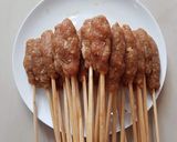 Foto langkah ke 3 dari resep Sate Babi Manis.