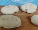 मावा करंजी (mawa karanji recipe in Hindi) रेसिपी चरण 3 फोटो