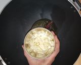 A picture of step 9 of Mushroom Pepper Fry.
