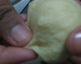 Foto langkah ke 6 dari resep Donat + teknik mencetak.