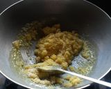 ટોપરા પાક (Topra Paak Recipe In Gujarati) રેસીપી સ્ટેપ2ફોટો