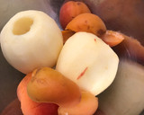Foto del paso 1 de la receta: Bizcocho de manzana y albaricoques