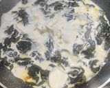 Foto del paso 2 de la receta: Espinacas frescas con nata y queso