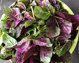 A picture of step 1 of Sauteed Red Spinach.