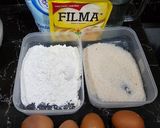 Foto langkah ke 1 dari resep Caramel cake / bolu sarang semut.