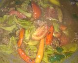 Foto langkah ke 6 dari resep Tongseng Kambing Tanpa Santan Tidak Pedas.