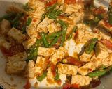 Foto langkah ke 5 dari resep Tumis kacang panjang tahu.