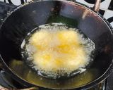 Foto langkah ke 6 dari resep Cheesy Hash Brown.