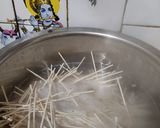 A picture of step 1 of Veg Noodles.