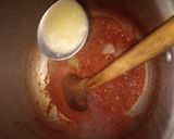 A picture of step 4 of Aloo mater ka simple salan.