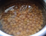 पीले मटर की घुघनी (pile matar ki ghugni recipe in Hindi) रेसिपी चरण 1 फोटो