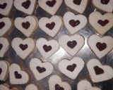Foto del paso 4 de la receta: Corazoncitos de mermelada de frutos rojos con Masa sablée