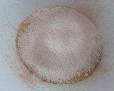 Foto del paso 3 de la receta: Magdalenas de queso y miel