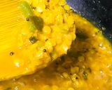 A picture of step 3 of Dal Masoor with capsicum.