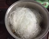 A picture of step 5 of Baked Glass Noodles with Pork and Shrimp.