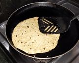A picture of step 4 of Masala Methi Thepla.