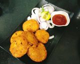 A picture of step 3 of Potato with poha cutlets.