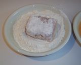 Foto del paso 9 de la receta Medallones de merluza rebozados, setas y alcachofas