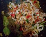 Foto langkah ke 4 dari resep Nasi bakar cumi.