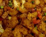 A picture of step 5 of Aloo Gobi Matar (Potato, Cauliflower, and Pea Curry).
