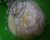 Foto del paso 1 de la receta: Torta sin T.A.C.C de harina de arroz con pasas y manzana 🍏🍎🍚