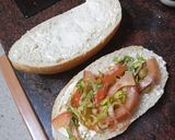 Foto del paso 1 de la receta: Bocadillo de soldadito de merluza, ensalada mixta y mayonesa