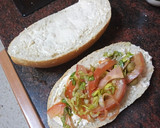 Foto del paso 1 de la receta: Bocadillo de soldadito de merluza, ensalada mixta y mayonesa