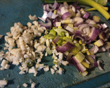 Foto del paso 1 de la receta: Salsa de champiñones y verdeo para pastas