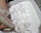 A picture of step 3 of White chocolate chip.